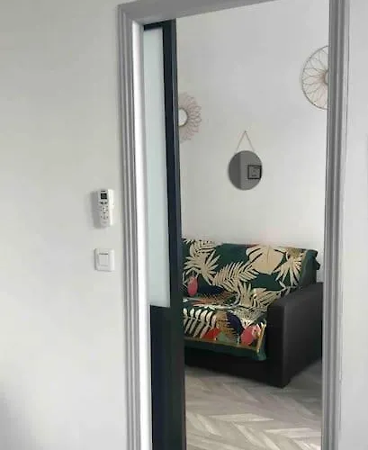 Chez Fanny - Ravissant 2 Pieces Avec Balcon * Antibes