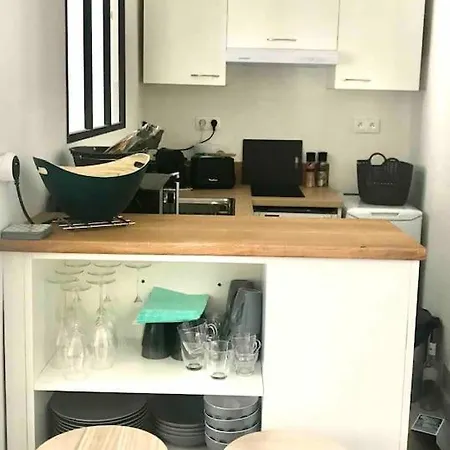 Chez Fanny - Ravissant 2 Pieces Avec Balcon * Antibes