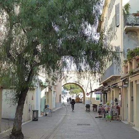 Chez Fanny - Ravissant 2 Pieces Avec Balcon * Antibes