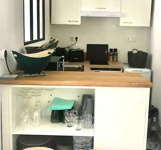 Chez Fanny - Ravissant 2 Pieces Avec Balcon * Antibes