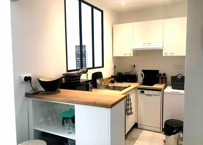 Chez Fanny - Ravissant 2 Pieces Avec Balcon * Αντίμπ