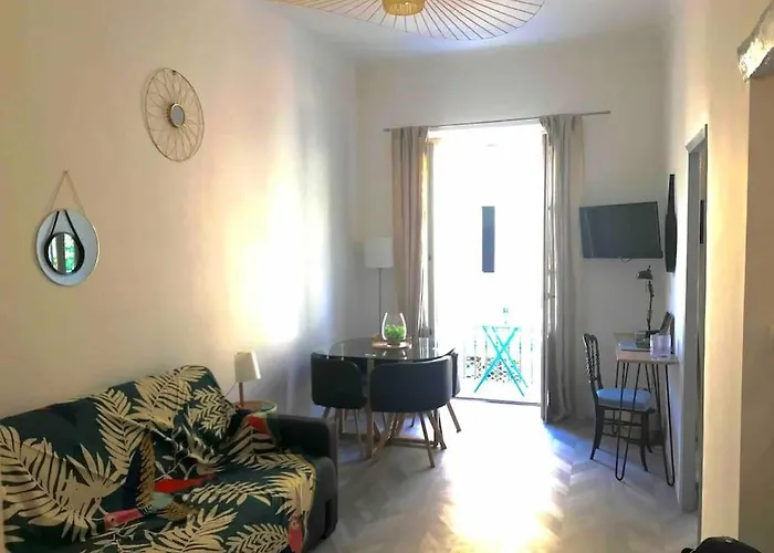 Chez Fanny - Ravissant 2 Pieces Avec Balcon Apartman